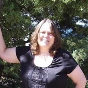 Meet your Posher, Suzanne